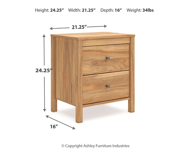 Bermacy Queen Panel Headboard with Dresser and Nightstand